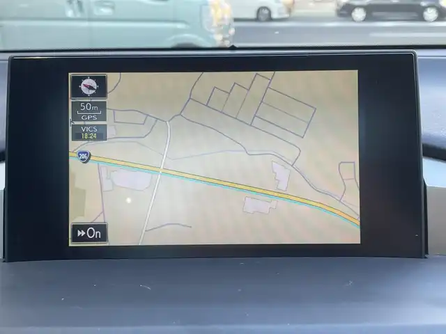 レクサス ＮＸ 200t Fスポーツ 長崎県 2016(平28)年 9.2万km ホワイトノーヴァガラスフレーク 登録時91546km/純正ナビ/Bluetooth/TV/DVD/AM.FM/ビルトインETC/バックカメラ/レーダークルーズコントロール/D＋N席パワーシート/シートヒーター/エアーシート/ステアリングヒーター/ガラスルーフ/電子パーキングブレーキ