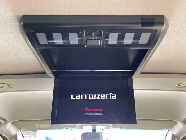 三菱 デリカＤ：５ D－Power package 道東・釧路十勝 2013(平25)年 13.2万km ＤグリーンⅡ ・４WD/・carrozzera8インチナビ/・DVD.CD.SD.MS.BT.フルセグ/・バックカメラ /・carrozzeraフリップダウン モニター/・社外バンパーガード（F.R)/・社外サイドステップ/社外マットガード（赤）/・両側パワースライドドア /・社外エンジンスターター/・HIDライト/オートライト/・パドルシフト/リアヒーターダクト/・ビルトインETC/・スマートキー