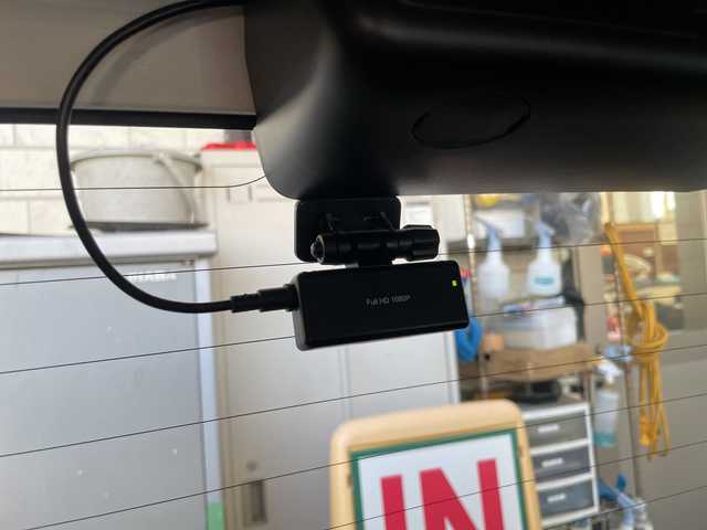 トヨタ シエンタ ハイブリッド Z 神奈川県 2023(令5)年 0.9万km ホワイトパールクリスタルシャイン 4WD/純正ディスプレイオーディオ＋ナビ/(CD/DVD/USB/BT/Miracast/フルセグTV)/CD/DVDデッキ/全方位カメラ/両側パワースライドドア/プリクラッシュセーフティ/レーンディパーチャーアラート/ブラインドスポットモニター/クリアランスソナー/オートハイビーム/レーダークルーズコントロール/フロントワイパーデアイサー/AC100V電源(1500W)/ビルトインETC/前後ドライブレコーダー/オートミラー/オートライト/フロアマット/ドアバイザー/ISOFIX/スペアキー×1