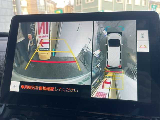 トヨタ シエンタ ハイブリッド Z 神奈川県 2023(令5)年 0.9万km ホワイトパールクリスタルシャイン 4WD/純正ディスプレイオーディオ＋ナビ/(CD/DVD/USB/BT/Miracast/フルセグTV)/CD/DVDデッキ/全方位カメラ/両側パワースライドドア/プリクラッシュセーフティ/レーンディパーチャーアラート/ブラインドスポットモニター/クリアランスソナー/オートハイビーム/レーダークルーズコントロール/フロントワイパーデアイサー/AC100V電源(1500W)/ビルトインETC/前後ドライブレコーダー/オートミラー/オートライト/フロアマット/ドアバイザー/ISOFIX/スペアキー×1