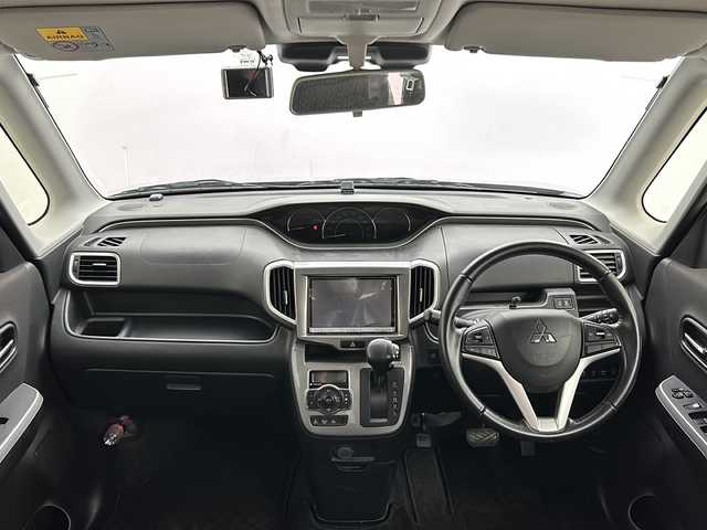三菱 デリカＤ：２ ハイブリッドMZ 秋田県 2016(平28)年 5.2万km スターシルバーM 4WD/KENWOODナビ　/フルセグTV/CD/DVD/Bluetooth/両側パワースライドドア　/バックカメラ　/衝突被害軽減システム　/クルーズコントロール　/レーンキープアシスト　/横滑り防止装置/アイドリングストップ/ビルトインＥＴＣ　/前後ドライブレコーダー　/スペアキー　/キセノンヘッドライト/フォグランプ/オートライト/プッシュスタート/スペアキー