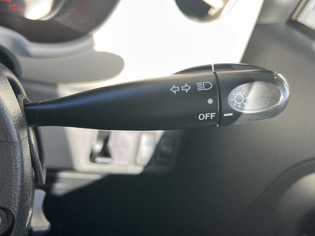 ダイハツ ミラ ココア X 静岡県 2016(平28)年 4.7万km ココアベージュマイカメタリック ストラーダナビ/・FM/AM/・SD/・フルセグTV/・USB/・Bluetooth/・Memory Music/・CD/DVD/主要装備/・フルセグＴＶ/・Ｂｌｕｅｔｏｏｔｈ/・ＥＴＣ/・アイドリングストップ/・オートエアコン/・ＬＥＤヘッドライト/・マニュアルレベリング/・パワーウィンドウ（運転席オート）/・電格ミラー/・純正フロアマット