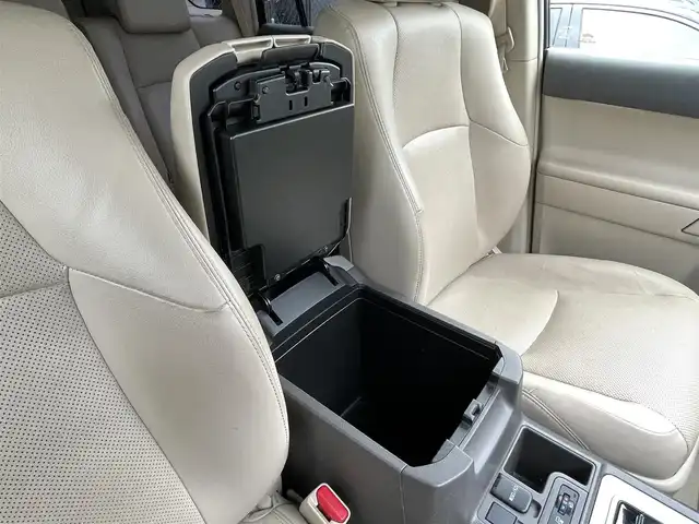 トヨタ ランドクルーザー プラド TX Lパッケージ 千葉県 2018(平30)年 5.2万km ブラック ４WD/・センターデフロック/・ダウンヒルアシストコントロール/社外メモリー9インチナビ/・CD/DVD/・AM/FM/・バッグ/サイドカメラ/・フルセグTV/・BT/コーナーセンサー/クルーズコントロール/衝突軽減システム/レーンキープアシスト/ハーフレザー/・パワーシート/・エアシート/・純正フロアマット/MKW17インチAW/ガナドールマフラー/LEDヘッドライト/・オートライト/・オートマチックハイビーム/W＋サイドエアバッグ/・カーテンエアバッグ/ETC/スマートキー/・スペアキー/保証書・取説