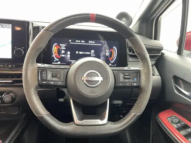 日産 オーラ ニスモ 熊本県 2022(令4)年 5.8万km ピュアホワイトパール / スーパーブラック 2トーン ニスモフルエアロ/純正9インチナビXJ4A（フルセグ・ＢＴ・ApplCarPlay・ＨＤＭＩ・ＵＳＢ）/全周囲カメラ　/純正前方ドライブレコーダー（DH5ーS）　/ビルトインＥＴＣ２．０　/レーダークルーズコントロール/プロパイロット　/ブラインドスポットモニター　/インテリジェントエマージェンシーブレーキ/ダウンヒルアシスト/置くだけ充電/前後クリアランスソナー/純正フロアマット/純正17インチAW/オートライト/オートマチックハイビーム/LEDヘッドライト/フォグランプ/スマートキー/プッシュスタート