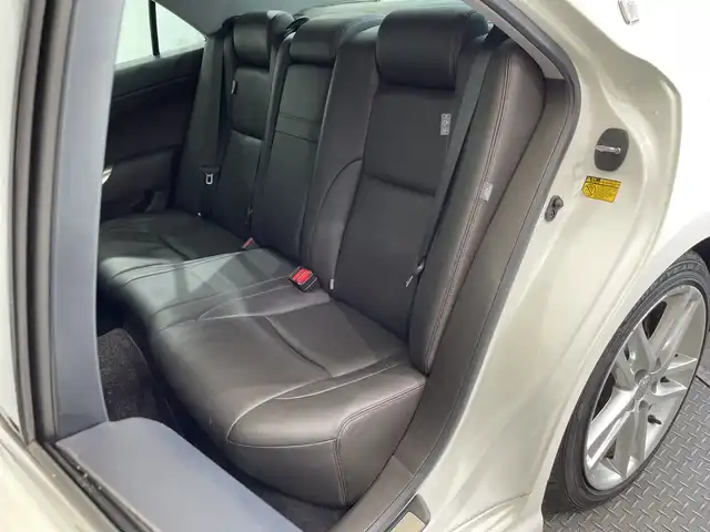 トヨタ クラウン アスリート アニバーサリーエディション 栃木県 2012(平24)年 6万km ホワイトパールクリスタルシャイン 特別仕様車/純正ナビ/(フルセグTV・CD・DVD・USB)/バックカメラ/前後ドライブレコーダー/クルーズコントロール/前後コーナーセンサー/合皮シート/前席パワーシート/シートメモリ/前席シートヒーター/前席シートクーラー/HIDヘッドライト/オートライト/フロントフォグランプ/純正アルミホイール/純正フロアマット/MTモード付AT/電動格納ミラー/ステアリングスイッチ/スマートキー