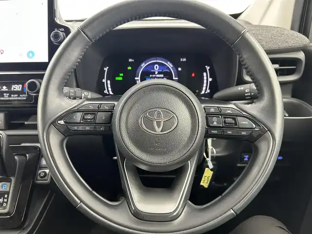 トヨタ シエンタ ハイブリッド Z 千葉県 2022(令4)年 4.2万km アーバンカーキ 禁煙車/トヨタ セーフティセンス/・プリクラッシュセーフティ/・レーンディパーチャーアラート/・オートマチックハイビーム/・プロアクティブドライビングアシスト/両側パワースライドドア/アラウンドビューモニター/純正8インチディスプレイオーディオ/Bluetooth/フルセグ/AM・FM/レーダークルーズコントロール/LEDオートライト/シートヒーター/USBポート/プッシュスタート