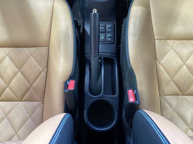 トヨタ アクア リルヴィーG 愛媛県 2018(平30)年 15万km ホワイトパールクリスタルシャイン 衝突軽減ブレーキ/レーンキープアシスト/純正SDナビ/地デジTV/【NSZT-Y66T】/純正CD/DVD/SD/Bluetooth/バックカメラ/合皮シート/前席シートヒーター/クルーズコントロール/ドライブレコーダー/スマートキー/純正15インチアルミ/革巻きステアリング/LEDヘッドライト/運転席シートリフター/電格ウィンカーミラー/スペアキー（スマートキー）/ETC/保証書/取扱説明書/ナビ取扱説明書/純正フロアマット