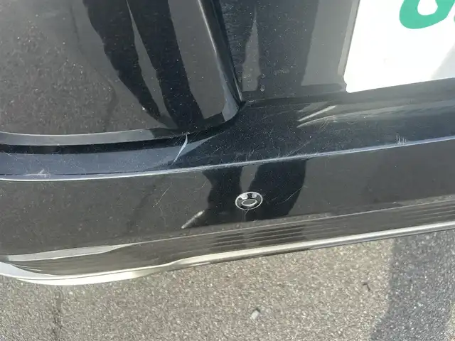 トヨタ プリウス A ツーリングセレクション 岡山県 2015(平27)年 9.7万km アティチュードブラックマイカ 登録時走行距離96463km/純正9インチナビ/フルセグTV(AM.FM.CD.DVD.TV.BT)/バックカメラ/ETC/ブラインドスポットモニター/ドライブレコーダー/シートヒーター/クリアランスソナー/衝突軽減ブレーキ/横滑り防止装置/クルーズコントロール(追従走行あり)/車線逸脱警報（レーンキープアシスト）/オートライト/オートマチックハイビーム/アイドリングストップ/17インチ純正AW/純正フロアマット/合皮シート/保証書/取扱説明書