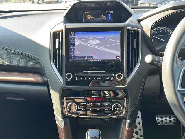 スバル フォレスター ハイブリッド アドバンス 岐阜県 2022(令4)年 2.6万km クリスタルホワイトP 登録時走行距離25722km/デジタルインナーミラー/純正ナビ/４ＷＤ/アイサイト/フルセグＴＶ/クルーズコントロール/バックカメラ/レザーシート/シートヒーター/ステアリングヒーター/ワンオーナー/純正アルミホイール/ビルトインＥＴＣ/禁煙車/プッシュスタート/スマートキー/パドルシフト/コーナーセンサー/LEDヘッドライト/オートライト