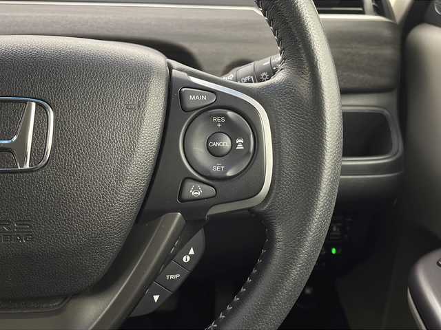 ホンダ フリード＋ ハイブリット EX 栃木県 2016(平28)年 7.9万km ホワイトオーキッドパール ワンオーナー/純正7インチワイドナビ/・フルセグTV/AM/FM/・Bluetooth/USB/HDMI/ホンダセンシング/・衝突軽減ブレーキ/・誤発進抑制/・アダプティブクルーズコントロール/・車線維持支援/・歩行者事故低減ステアリング/・先行者発進お知らせ/・標識認識/バックカメラ/両側パワースライドドア/ビルトインETC/ハーフレザーシート(合皮)/シートヒーター(D/N席)/ロールサンシェード(2列目)/LEDヘッドライト/フォグランプ/純正15インチアルミホイール/社外15インチアルミ4本積込(スタッドレス付)/純正フロアマット/サイド+カーテンエアバッグ/スマートキー×2本/保証書、取扱説明書