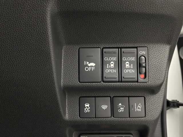 ホンダ フリード＋ ハイブリット EX 栃木県 2016(平28)年 7.9万km ホワイトオーキッドパール ワンオーナー/純正7インチワイドナビ/・フルセグTV/AM/FM/・Bluetooth/USB/HDMI/ホンダセンシング/・衝突軽減ブレーキ/・誤発進抑制/・アダプティブクルーズコントロール/・車線維持支援/・歩行者事故低減ステアリング/・先行者発進お知らせ/・標識認識/バックカメラ/両側パワースライドドア/ビルトインETC/ハーフレザーシート(合皮)/シートヒーター(D/N席)/ロールサンシェード(2列目)/LEDヘッドライト/フォグランプ/純正15インチアルミホイール/社外15インチアルミ4本積込(スタッドレス付)/純正フロアマット/サイド+カーテンエアバッグ/スマートキー×2本/保証書、取扱説明書