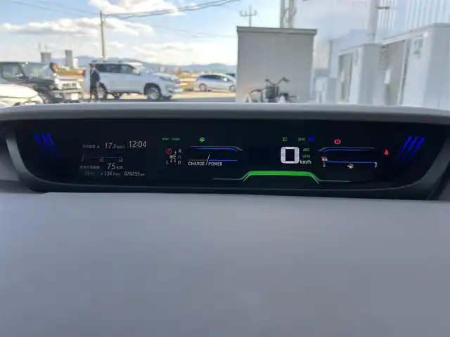 ホンダ フリード＋ ハイブリット EX 佐賀県 2016(平28)年 7.9万km ホワイトオーキッドパール ワンオーナー/純正7型ワイドナビ(フルセグTV/AM/FM/BT/USB/HDMI)/ホンダセンシング/衝突軽減ブレーキ/誤発進抑制/アダプティブクルーズコントロール/車線維持支援/歩行者事故低減ステアリング/先行者発進お知らせ/標識認識/バックカメラ/両側パワースライドドア/ビルトインETC/ハーフレザーシート(合皮)/シートヒーター(D/N席)/ロールサンシェード(2列目)/LEDヘッドライト/フォグランプ/フロントワイパーデアイサー/Moduloサイドエアロ/現状サマー(純正AW)(185/65/R15)/社外15インチアルミ4本積込(スタッドレス付)/スマートキー×2本/保証書、取扱説明書/DUNLOP ENASAVE RV505/BRIDGESTONE BLIZAK VRX2