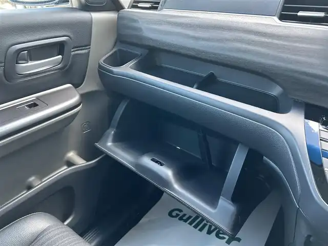 ホンダ フリード＋ ハイブリット EX 佐賀県 2016(平28)年 7.9万km ホワイトオーキッドパール ワンオーナー/純正7型ワイドナビ(フルセグTV/AM/FM/BT/USB/HDMI)/ホンダセンシング/衝突軽減ブレーキ/誤発進抑制/アダプティブクルーズコントロール/車線維持支援/歩行者事故低減ステアリング/先行者発進お知らせ/標識認識/バックカメラ/両側パワースライドドア/ビルトインETC/ハーフレザーシート(合皮)/シートヒーター(D/N席)/ロールサンシェード(2列目)/LEDヘッドライト/フォグランプ/フロントワイパーデアイサー/Moduloサイドエアロ/現状サマー(純正AW)(185/65/R15)/社外15インチアルミ4本積込(スタッドレス付)/スマートキー×2本/保証書、取扱説明書/DUNLOP ENASAVE RV505/BRIDGESTONE BLIZAK VRX2