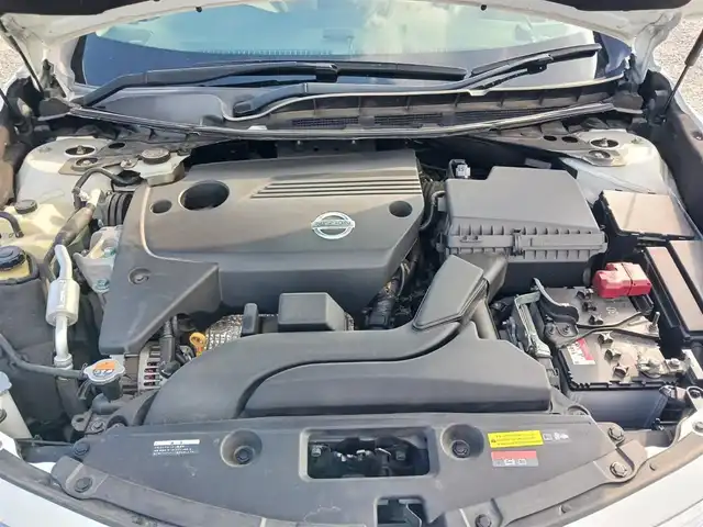 日産 ティアナ XV ナビAVMパッケージ 愛知県 2017(平29)年 7.2万km ブリリアントホワイトパール 純正ナビ/フルセグTV/アラウンドビューモニター/ビルトインETC/クルーズコントロール/前後ソナー機能/エマージェンシーブレーキ/誤発進抑制/車線逸脱警報/後方車両検知警報/HIDヘッドランプ/オートライト/フロントフォグランプ/革巻きステアリング/ステアリングスイッチ/ベージュ革シート/前席パワーシート/前席シートヒーター/エアシート/助手席パワーオットマン/純正17インチアルミホイール/スマートキー/プッシュエンジンスターター/禁煙車