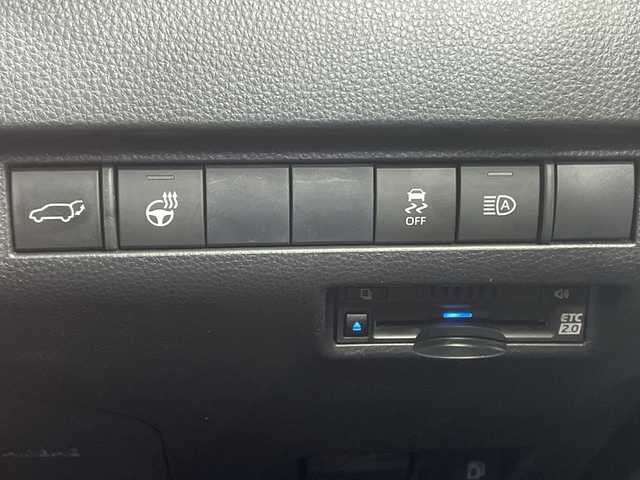 トヨタ ハリアー ハイブリッド Z レザーパッケージ 栃木県 2021(令3)年 3.2万km ホワイトパールクリスタルシャイン 純正メモリナビ/(フルセグTV/Bluetooth/MSV/AUX/USB)/バックカメラ/JBLサウンドシステム/トヨタセーフティーセンス/前後コーナーセンサー/ビルトインETC2.0/前方ドラレコ/前列パワーシート/前列シートエアコン/前列シートヒーター/メモリーシート/禁煙車/デジタルインナーミラー/ステアリングヒーター/オートライト/LEDヘッドライト/横滑り防止装置/フォグランプ/スマートキー/プッシュスタート/革巻きステアリング/ウィンカーミラー/純正アルミホイール/純正フロアマット