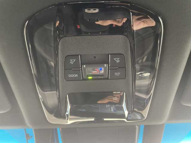 トヨタ ハリアー ハイブリッド Z レザーパッケージ 栃木県 2021(令3)年 3.2万km ホワイトパールクリスタルシャイン 純正メモリナビ/(フルセグTV/Bluetooth/MSV/AUX/USB)/バックカメラ/JBLサウンドシステム/トヨタセーフティーセンス/前後コーナーセンサー/ビルトインETC2.0/前方ドラレコ/前列パワーシート/前列シートエアコン/前列シートヒーター/メモリーシート/禁煙車/デジタルインナーミラー/ステアリングヒーター/オートライト/LEDヘッドライト/横滑り防止装置/フォグランプ/スマートキー/プッシュスタート/革巻きステアリング/ウィンカーミラー/純正アルミホイール/純正フロアマット