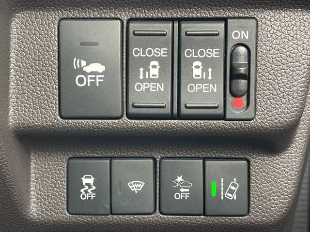 ホンダ フリード ハイブリット G ホンダセンシング 青森県 2016(平28)年 10.4万km クリスタルブラックパール 4WD/純正ディスプレイオーディオ・ワンセグTV/CD・Bluetooth・USB・HDMI/バックカメラ/前席シートヒーター/両側パワースライドドア/ホンダセンシング/衝突軽減ブレーキ/追従クルーズコントロール/レーンキープアシスト/ビルトインETC/ワイパーデアイサー/ヒーテッドドアミラー/LEDヘッドライト/オートライト/プッシュスタート/スマートキー