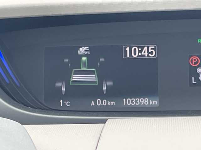 ホンダ フリード ハイブリット G ホンダセンシング 青森県 2016(平28)年 10.4万km クリスタルブラックパール 4WD/純正ディスプレイオーディオ・ワンセグTV/CD・Bluetooth・USB・HDMI/バックカメラ/前席シートヒーター/両側パワースライドドア/ホンダセンシング/衝突軽減ブレーキ/追従クルーズコントロール/レーンキープアシスト/ビルトインETC/ワイパーデアイサー/ヒーテッドドアミラー/LEDヘッドライト/オートライト/プッシュスタート/スマートキー