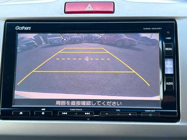 ホンダ フリード ハイブリット プレミアムエディション 千葉県 2016(平28)年 5.3万km ホワイトオーキッドパール 純正ナビ/ワンセグTV/CD/DVD再生/Bluetooth接続/バックカメラ/ビルトインETC/ドライブレコーダー/両側パワースライドドア/純正フロアマット/横滑り防止装置/ウィンカーミラー/LEDヘッドライト