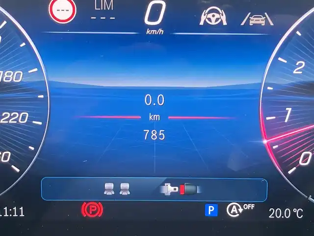 メルセデス・ベンツ Ｍ・ベンツ ＣＬＥ２００ クーペ スポーツ 熊本県 2024(令6)年 0.1万km オブシディアンブラック ・スマートキー/・プッシュスタート/・アクティブディスタンスアシスト/・アクティブステアリングアシスト/・アクティブレーンチェンジアシスト/・アクティブブレーキアシスト/・アクティブレーンアシスト/・ブラインドスポットモニター/・アテンションアシスト/・トラフィックサインアシスト/・パーキングアシスト/・クルーズコントロール(追従式)/・黒革シート/・前席パワーシート/・前席シートヒーター /・純正メモリナビ/　【Bluetooth・USB・AppleCarPlay・AndroidAuto】/・フルセグTV/・全方位カメラ/・ETC/・パワートランク/・LEDヘッドランプ/・純正マット/・保証書/取説