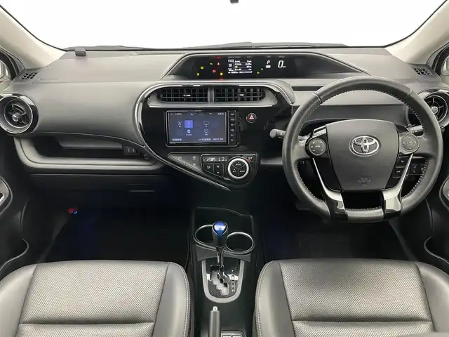 トヨタ アクア G ブラックソフトレザーセレ 愛知県 2018(平30)年 6.7万km ホワイトパールクリスタルシャイン 純正ナビ　フルセグＴＶ　ＨＤＭＩ　Ｂｌｕｅｔｏｏｔｈ　黒合皮シート　ＥＴＣ２．０　セーフティセンス　衝突軽減　クルコン　バックカメラ　ＬＥＤオートライト　フォグランプ　コーナーセンサー　プッシュスタート　純正ドライブレコーダー　禁煙車