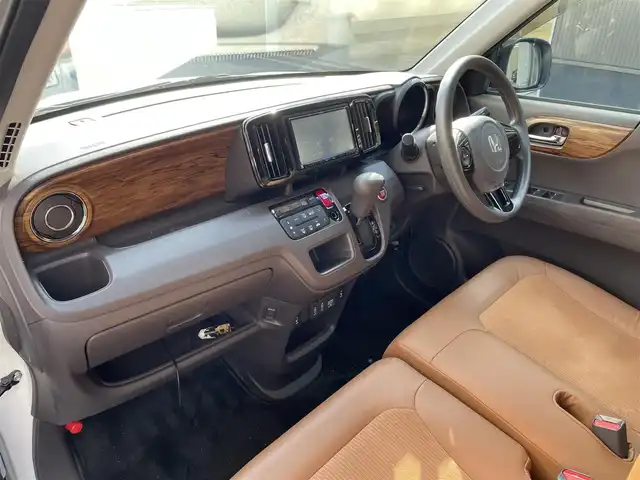 ホンダ Ｎ ＯＮＥ セレクト 滋賀県 2018(平30)年 2.7万km パールⅡ 社外7型ナビ/CD/USB/ワンセグTV/バックカメラ/ステアリングスイッチ/ETC/CTBA/ハーフレザーシート/シートヒーター/ウッド調パネル/前方ドラレコ/ベンチシート/プッシュスタート/スマートキー/アイドリングストップ