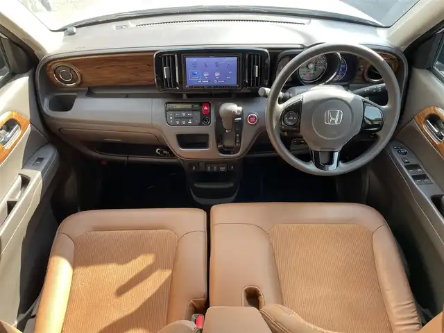 ホンダ Ｎ ＯＮＥ セレクト 滋賀県 2018(平30)年 2.7万km パールⅡ 社外7型ナビ/CD/USB/ワンセグTV/バックカメラ/ステアリングスイッチ/ETC/CTBA/ハーフレザーシート/シートヒーター/ウッド調パネル/前方ドラレコ/ベンチシート/プッシュスタート/スマートキー/アイドリングストップ