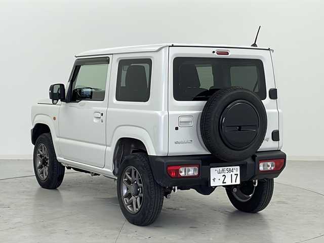 スズキ ジムニー XC 宮城県 2019(令1)年 3.8万km ピュアホワイトP スズキセーフティサポート/・車線逸脱警報機能/・横滑り防止装置/・オートハイビーム/デュアルセンサーブレーキサポート/クルーズコントロール/社外7型SDナビ/・BT.CD.DVD.SD/バックカメラ/フルセグTV/前席シートヒーター/ドライブレコーダー（F）/ステアリングスイッチ/プッシュスタート/スマートキー×2/LEDヘッドライト/フォグライト/純正フロアマット/純正16インチAW/純正ドアバイザー/ヘッドライトウォッシャー/ヒルディセントコントロール