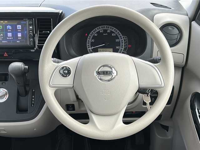 日産 デイズ ルークス S 沖縄県 2018(平30)年 6.2万km スパークリングレッドM 純正ナビ・TV・Bluetooth・CD/バックカメラ/ETC/ドライブレコーダー/ステアリングスイッチ/衝突軽減システム/電動格納ミラー/サイドバイザー/リモコンキー