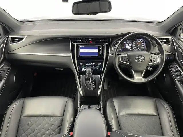 トヨタ ハリアー プレミアム 埼玉県 2019(令1)年 4.6万km スパークリングブラックパールクリスタルシャイン 純正ナビ　バックカメラ　ビルインＥＴＣ　ドライブレコーダー　三眼ＬＥＤ　セーフティセンス　レーダークルーズコントロール　ＨＤＭＩ　純正アルミホイール　スマートキー　オートハイビーム　地デジフルセグ