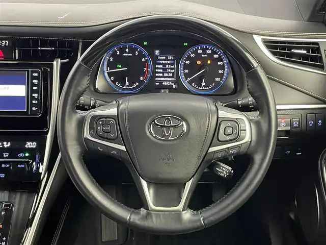 トヨタ ハリアー プレミアム 埼玉県 2019(令1)年 4.6万km スパークリングブラックパールクリスタルシャイン 純正ナビ　バックカメラ　ビルインＥＴＣ　ドライブレコーダー　三眼ＬＥＤ　セーフティセンス　レーダークルーズコントロール　ＨＤＭＩ　純正アルミホイール　スマートキー　オートハイビーム　地デジフルセグ