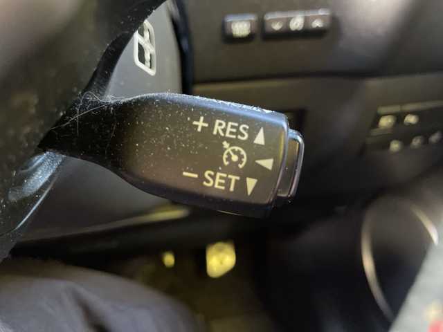 レクサス ＮＸ 300h Fスポーツ 茨城県 2014(平26)年 10.3万km スターライトブラックガラスフレーク 純正ナビ【AM/FM/DVD・BT/フルセグ】/サンルーフ/クルーズコントロール/レザーシート/バックカメラ/ステアリング制御装置/メモリシート/エアシート（D+N席）/シートヒーター（D+N席）/パワーシート（全席）/ETC/ドライブレコーダー/3眼LEDライト/コーナーセンサー/ステアリングヒーター/パドルシフト/イモビライザー/取扱説明書/スペアキー×１/カードキー×１