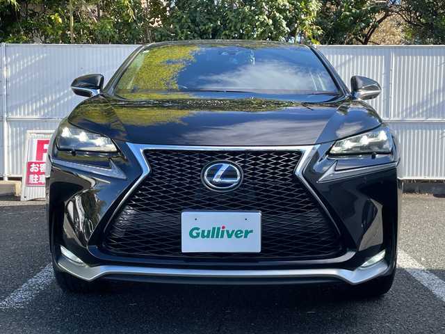 レクサス ＮＸ 300h Fスポーツ 茨城県 2014(平26)年 10.3万km スターライトブラックガラスフレーク 純正ナビ【AM/FM/DVD・BT/フルセグ】/サンルーフ/クルーズコントロール/レザーシート/バックカメラ/ステアリング制御装置/メモリシート/エアシート（D+N席）/シートヒーター（D+N席）/パワーシート（全席）/ETC/ドライブレコーダー/3眼LEDライト/コーナーセンサー/ステアリングヒーター/パドルシフト/イモビライザー/取扱説明書/スペアキー×１/カードキー×１