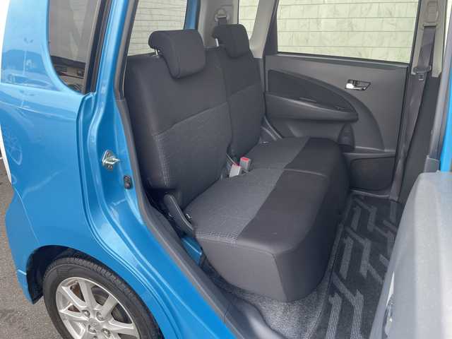 スバル ステラ カスタム R スマートアシスト 長野県 2013(平25)年 2.8万km ファインブルーマイカメタリック ・社外オーディオ/・スマートアシスト/・横滑り防止装置/・アイドリングストップ/・純正14インチアルミホイール/・HIDヘッドライト/・オートライト/・ウィンカーミラー/・電動格納ミラー/・スマートキー/・エンジンプッシュスタート/・フロアマット