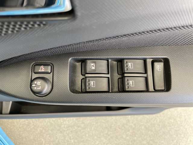 スバル ステラ カスタム R スマートアシスト 長野県 2013(平25)年 2.8万km ファインブルーマイカメタリック 4WD/社外CDチェンジャー(U373)/衝突軽減ブレーキ/アイドリングストップ/キセノンライト/オートライト/純正14インチAW装着/純正フロアマット/純正ドアバイザー/プッシュスタート/スマートキー/取扱説明書