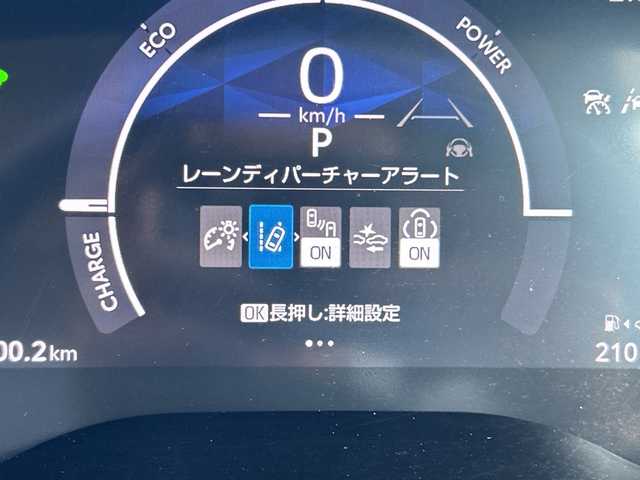 トヨタ シエンタ ハイブリッド Z 和歌山県 2023(令5)年 2万km ホワイトパールクリスタルシャイン 純正メモリーナビ/フルセグTV/バックカメラ/12.1型後席ディスプレイ /（Bluetooth/CD/DVD/TV/miracast）/プリクラッシュセーフティー/レーダークルーズコントロール/レーンディパーチャーアラート/ブラインドスポットモニター/パーキングアシスト/クリアランスソナー/横滑り防止装置/両側パワースライドドア/シートヒーター/ステアリングヒーター/AC100V充電/純正フロアマット/純正アルミホイール（スペアタイヤ）/LEDヘッドライト/オートライト/オートマチックハイビーム