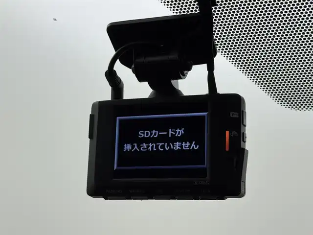 トヨタ ヴォクシー ZS 煌Ⅲ 福岡県 2021(令3)年 6.2万km ホワイトパールクリスタルシャイン 後席モニター　/純正１０．５型ナビ　/バックカメラ　/ビルトインＥＴＣ２．０　/前後ドラレコ　/クルコン　/コーナーセンサー　/衝突被害軽減ブレーキ　/レーンキープ　/ＰＫＳＢ　/ＭＴモード付　/ハーフレザー　/両側パワースライドドア