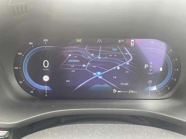 ボルボ ボルボ ＸＣ６０ アルティメット B5 AWD 福井県 2023(令5)年 1.9万km ゴールド ワンオーナー/保証書/取扱説明書/スマートキー/プッシュスタート/アイドリングストップ/ムーンルーフ/ワイヤレス携帯充電器/ETC/LEDヘッドライト/オートライト/ステアリングスイッチ/クルーズコントロール/前後ドライブレコーダー/フルレザーイート（茶）/前席パワーシート/オットマン/コーナーセンサー/電動格納ミラー/純正フロアマット/レーンキープ