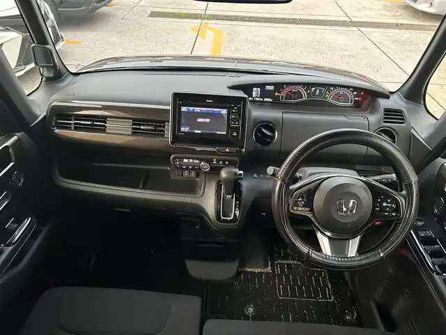 ホンダ Ｎ ＢＯＸ カスタム G L ホンダセンシング 広島県 2018(平30)年 3.8万km プレミアムグラマラスブロンズP 純正サマータイヤ有/禁煙車/純正メモリナビ/(BT/CD/USB/iPod)/純正14インチAW/バックカメラ/追従機能付きクルーズコントロール/コーナーセンサー/プッシュスタート/両側パワースライドドア/オートライト/オートマチックハイビーム/純正LEDヘッドライト/ビルトインETC/純正フロアマット/ベンチシート/ドラレコ