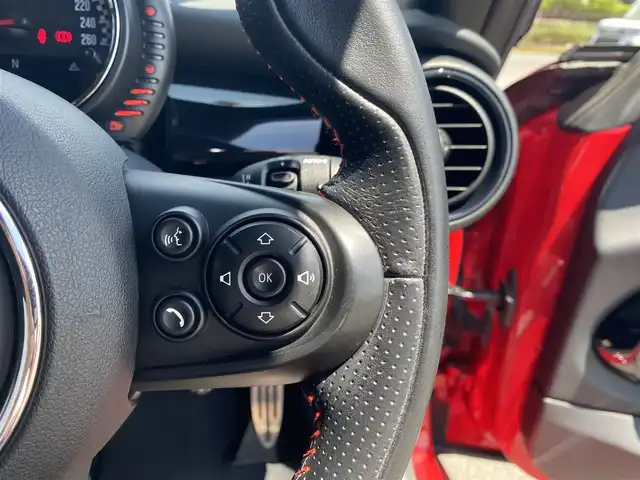 ＭＩＮＩ ミニ ジョンクーパーワークス 福岡県 2015(平27)年 6.4万km 赤 ・1オーナー/・クルーズコントロール/・純正HDDナビ/USB/Bluetooth/AUX/・シートヒーター/・ETC/・純正18AW/・プッシュスタート/・オートライト