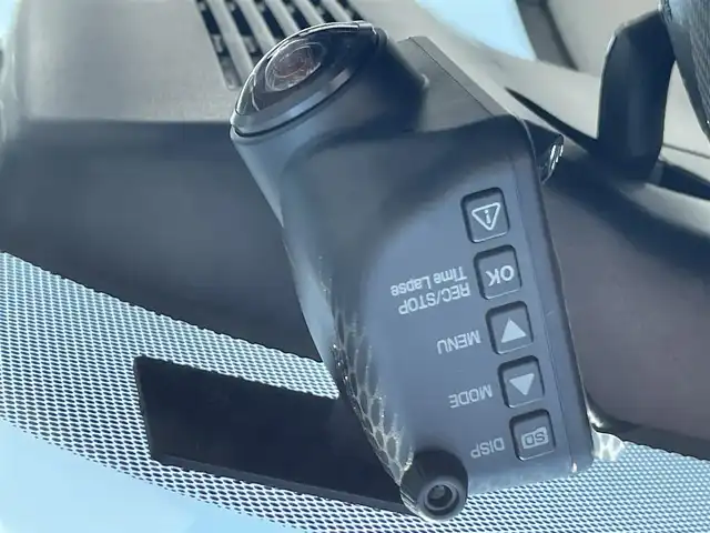日産 ノート X 香川県 2021(令3)年 3.8万km ピュアホワイトパール 純正メモリーナビ/→AM/FM/CD/DVD/Bluetooth/フルセグTV/ドライブレコーダー/衝突軽減ブレーキ/バックカメラ/LEDヘッドライト/ステアリングスイッチ/プッシュスタート/スマートキー/スペアキー×1/純正フロアマット/コーナーセンサー