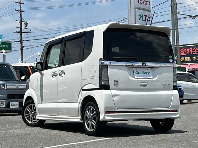 ホンダ Ｎ ＢＯＸ カスタム G Lパッケージ 愛知県 2016(平28)年 8.1万km プレミアムホワイトパールⅡ /禁煙ワンオーナー//メモリーナビ(ケンウッド　MDV-D503)//CD/DVD/フルセグTV/BT/USB/SD/AM/FM//バックカメラ//ETC//ステアリングスイッチ//前方ドライブレコーダー(セルスター　CSD-670FH)//スペアスマートキー//純正14インチアルミホイール//プラズマクラスター搭載オートエアコン//プッシュスタート//ECON//横滑り防止装置//盗難防止//LEDルームランプ//HIDヘッドランプ//HIDオートライト//フォグランプ//オートリトラミラー//アレルクリーンシート//運転席シートハイトアジャスター//リア席サンシェード//フロアマット//ドアバイザー//保証書//取扱説明書