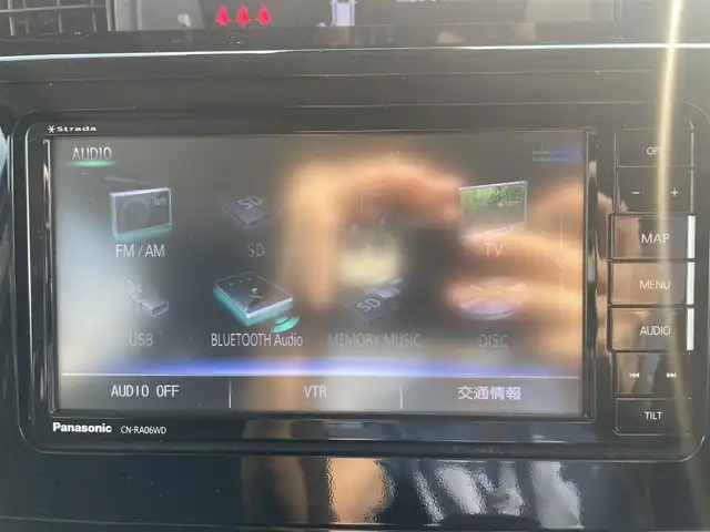 トヨタ ルーミー カスタムG 群馬県 2020(令2)年 10.3万km パールホワイトⅢ (株)IDOMが運営する【じしゃロン伊勢崎店】の自社ローン専用車両になりますこちらは現金またはオートローンご利用時の価格です。自社ローンご希望の方は別途その旨お申付け下さい/両側パワースライドドア/社外SDナビゲーション/全方位モニター/CD/DVD/SD/DTV/BT/エマージェンシーブレーキ/前席シートヒーター/クルーズコントロール/ETC/コーナーセンサー/LEDヘッドライト/フォグライト/オートライト・ハイビーム/アイドリングストップ/ドアバイザー/純正フロアマット