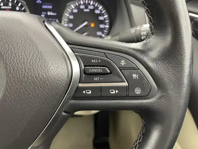 日産 スカイライン GT 群馬県 2020(令2)年 5万km ブリリアントホワイトパール NissanConnectナビゲーションシステム/・ツインディスプレイ(8インチワイド&7インチワイド)/・AM/FM/CD/DVD/AUX/Bluetooth/フルセグTV/インテリジェント アラウンドビューモニター(移動物検知機能付)/インテリジェントクルーズコントロール/インテリジェントLI(車線逸脱防止支援システム)/LDW(車線逸脱警報)/インテリジェントBSI(後側方衝突防止支援システム)/BSW(後側方車両検知警報)/インテリジェントBUI(後退時衝突防止支援システム)/インテリジェントFCW(前方衝突予測警報)/インテリジェントエマージェンシーブレーキ/ブレーキアシスト/エマージェンシーストップシグナル/前席パワーシート/LEDヘッドランプ/プッシュスタート/スマートキー
