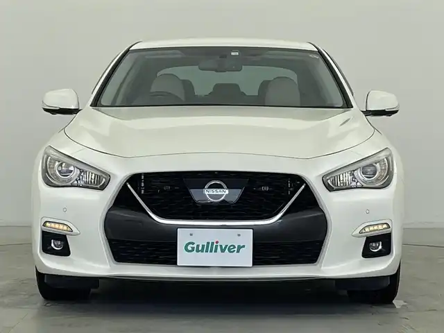 日産 スカイライン GT 群馬県 2020(令2)年 5万km ブリリアントホワイトパール NissanConnectナビゲーションシステム/・ツインディスプレイ(8インチワイド&7インチワイド)/・AM/FM/CD/DVD/AUX/Bluetooth/フルセグTV/インテリジェント アラウンドビューモニター(移動物検知機能付)/インテリジェントクルーズコントロール/インテリジェントLI(車線逸脱防止支援システム)/LDW(車線逸脱警報)/インテリジェントBSI(後側方衝突防止支援システム)/BSW(後側方車両検知警報)/インテリジェントBUI(後退時衝突防止支援システム)/インテリジェントFCW(前方衝突予測警報)/インテリジェントエマージェンシーブレーキ/ブレーキアシスト/エマージェンシーストップシグナル/前席パワーシート/LEDヘッドランプ/プッシュスタート/スマートキー