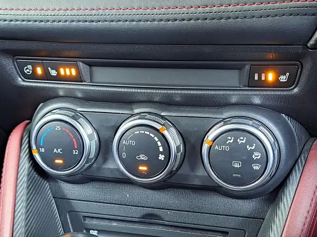 マツダ ＣＸ－３ 20S プロアクティブ 大阪府 2017(平29)年 7.6万km ソウルレッドクリスタルM /禁煙車//純正ナビ・TV/BT/USB/CD/DVD/AUX//バックカメラ//ドライビングポジションサポートパッケージ/・D席メモリー付きパワーシート//ヘッドアップディスプレー//ビルトインETC//パーキングソナー//前後ドラレコ【AMEX-A07】//純正18AW//ステアリングヒーター//衝突軽減ブレーキ//レーンキープアシスト//ブラインドスポットモニター//ハーフレザーシート