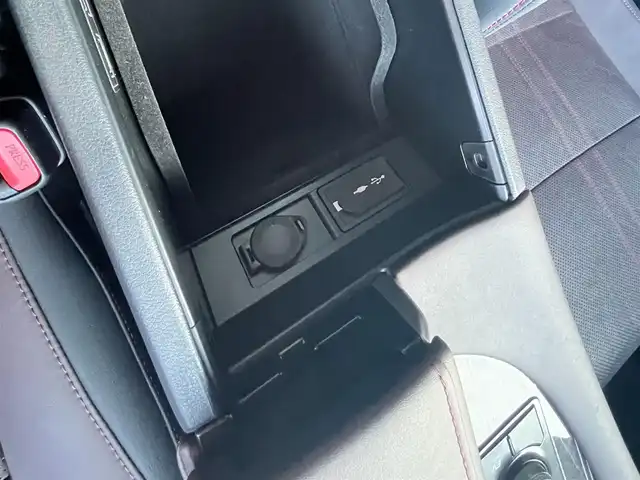 レクサス ＲＸ 450hL 香川県 2018(平30)年 5万km グラファイトブラックガラスフレーク メーカーナビ・フルセグ・全方位カメラ/茶革/パワーシート/シートベンチレーション/シートヒーター/ハンドルヒーター/ヘッドアップディスプレイ/プリクラッシュ/フッドコンビハンドル/パワーバックドア/純正20インチアルミ/3眼LEDライト/ETC/前後ドラレコ