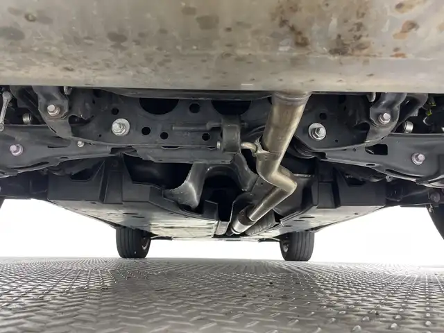 トヨタ ハリアー Z レザーパッケージ 神奈川県 2020(令2)年 3万km プレシャスブラックパール 12.3型純正ディスプレイオーディオ/AM　FM　Bluetooth　USB　miracast　AUX　フルセグ　AppleCarPlay AndroidAuto/パノラミックビューモニター/JBLプレミアムサウンドシステム/セーフティセンス/レーダークルーズコントロール/プリクラッシュセーフティ/ブラインドスポットモニター/レーントレーシングアシスト/ロードサインアシスト/リアクロストラフィックアラート/ヘッドアップディスプレイ/ステアリングヒーター/前席パワーシート/前席シートヒーター/前席シートベンチレーション/運転席シートメモリー/純正ビルトインETC2.0/デジタルインナーミラー/純正前後ドライブレコーダー/パワーバックドア/LEDヘッドライト/オートライト/オートマチックハイビーム/純正19インチアルミホイル