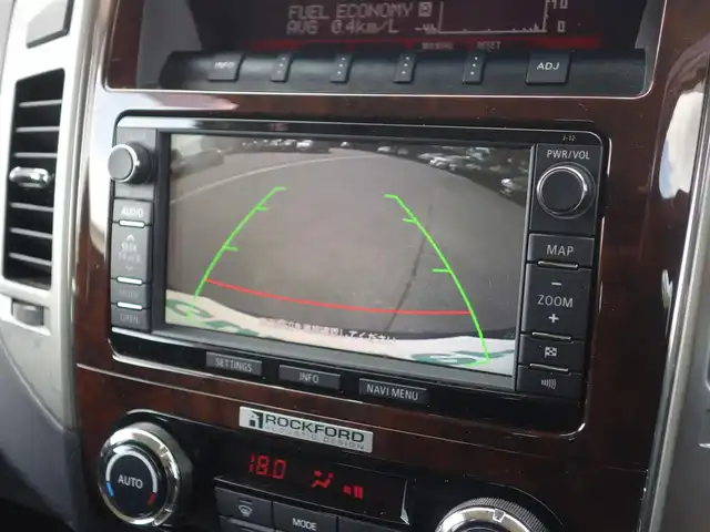 三菱 パジェロ ロング スーパーエクシード 山形県 2014(平26)年 5.1万km ダイヤモンドブラックマイカ 4WD/ディーゼル/ロックフォードアコースティックデザインプレミアムサウンド/純正SDナビ/　　【CD BT フルセグ USB】/バックカメラ/クルーズコントロール/HIDオートヘッドライト/黒革シート/パワーシート/シートヒーター/純正18インチアルミホイール/ドライブレコーダー/ステアリングスイッチ/MTモード付AT/IC付ターボ/電動格納ウィンカーミラー/フォグランプ/リモコンキー/ETC