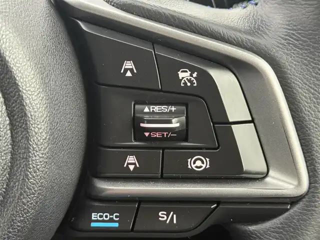 スバル ＸＶ ハイブリッド アドバンス 愛知県 2020(令2)年 5.6万km クールグレーカーキ 4WD/純正ナビ/・フルセグTV/・USB/・DVD/CD/・Bluetooth/・AM/FM/・Bluetooth/DIATONEサウンド/バックカメラ/アイサイト/；ECOクルーズコントロール/・誤発進抑制制御/・アクティブレーンキープ/・先行車発進お知らせ機能/ハーフレザーシート/前席パワーシート/前方ドライブレコーダー/純正15インチアルミホイール/後方コーナーセンサー/LEDヘッドライト/オートライト/スマートキー/スペアキー/ETC